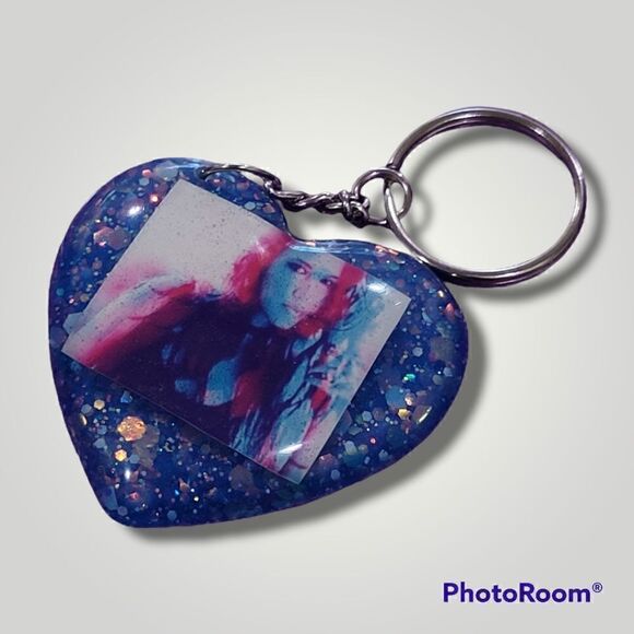 Malia J Blue Glitter Heart Keychain - Picture 3 of 11